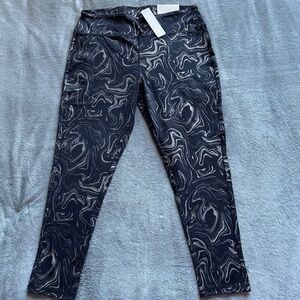 NWT Soft Surroundings Petite Large Argento Black Marble Stretch Leggings
